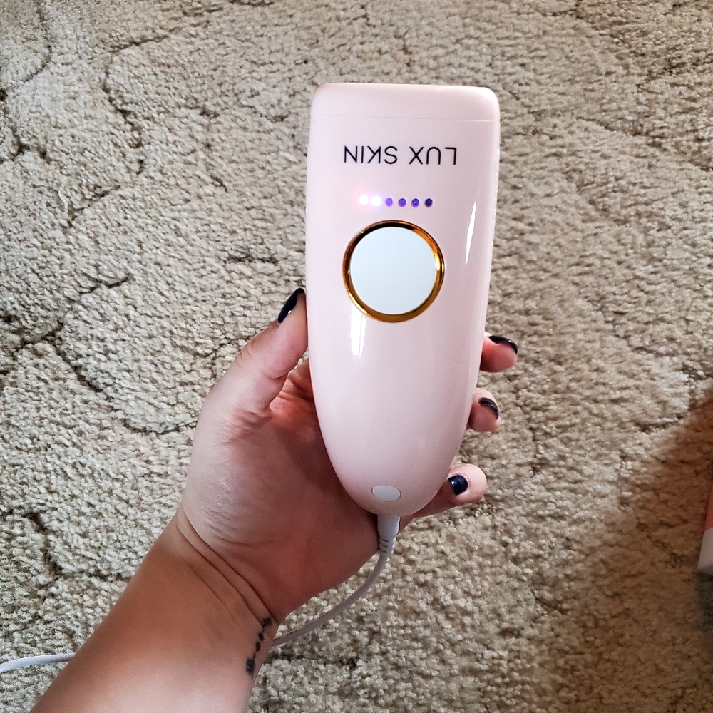 IPL Device - Picture 4 of 4